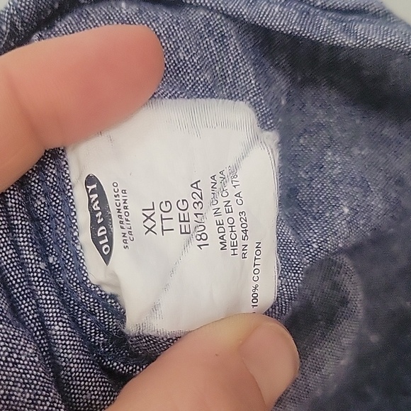 2/$15 Chambray Short Sleeved Button Down - Picture 4 of 4